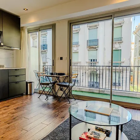 Le Clemenceau - Magnifique Ac Balcony アパート *